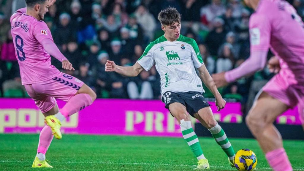Jorge Salinas, en un partido con el Racing de Santander