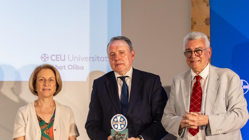 Joan Castells, presidente ejecutivo de FIATC Assegurances, en los Premios Abat Oliva
