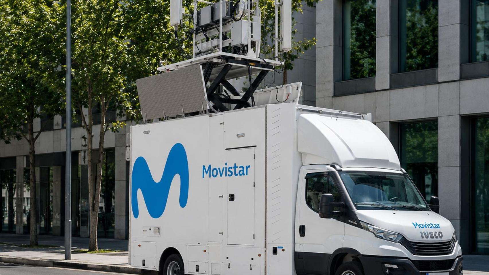 Unidad Móvil de Movistar que cubrirá los actos de la visita del Papa