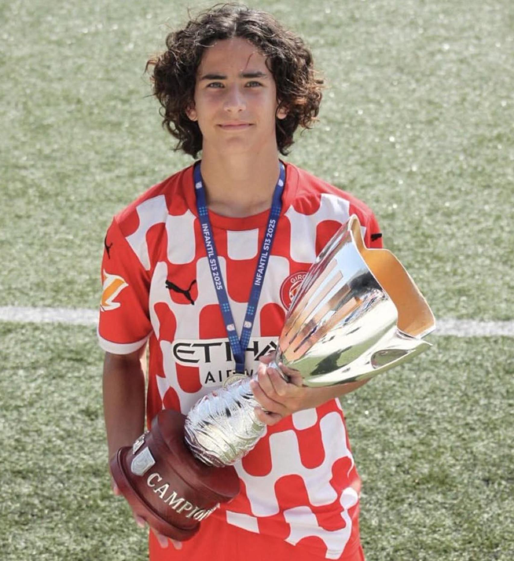Enzo Pérez, promesa de la cantera del Girona que ficha por la Masía