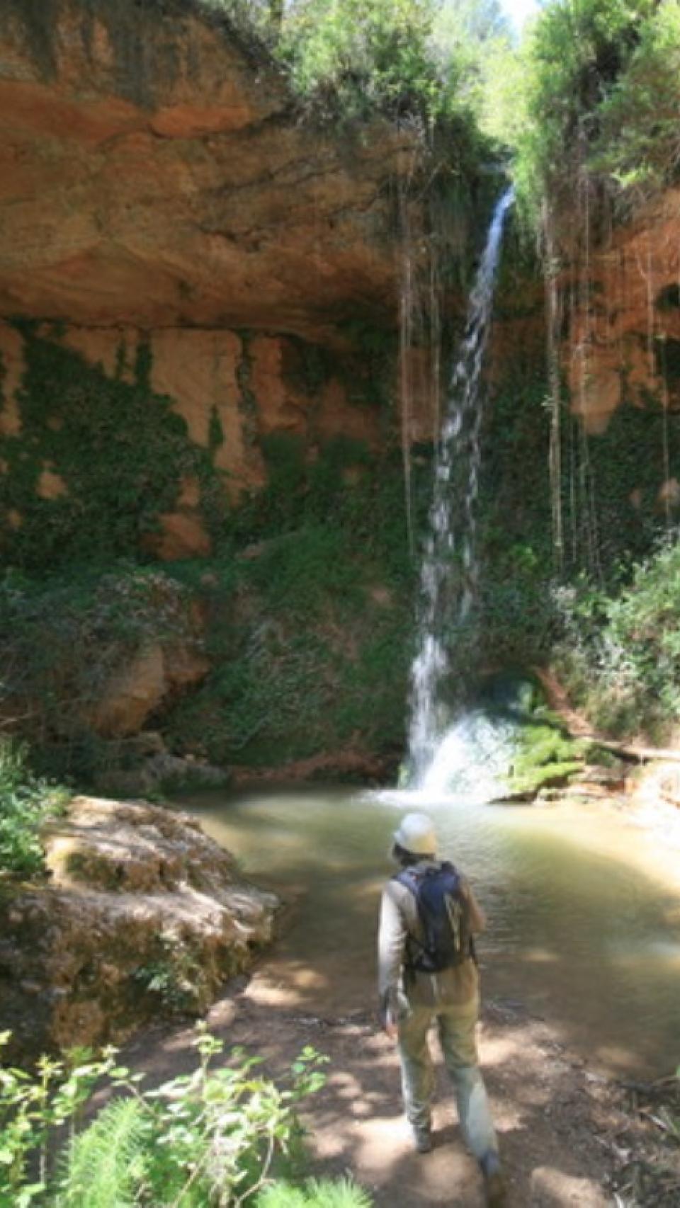 Salt d'aigua de Cabrera de l'Anoia.jpg