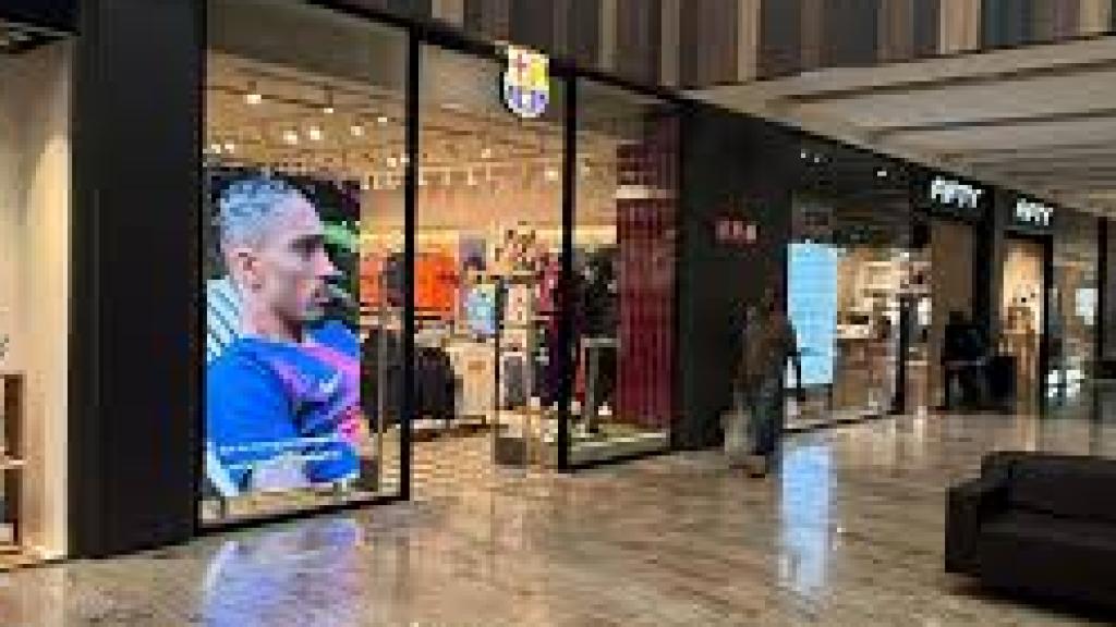 La nova Barça Store al centre comercial Gran Jonquera