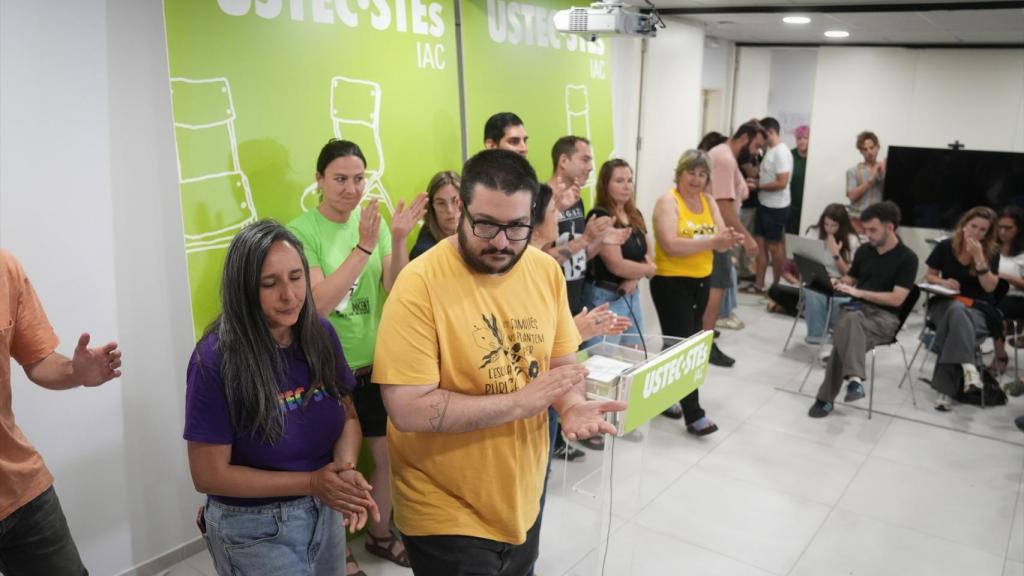 Andreu Mumbrú, profesor de filosofía y secretario de acción sindical, es el hombre fuerte de Iolanda Segura en las negociaciones