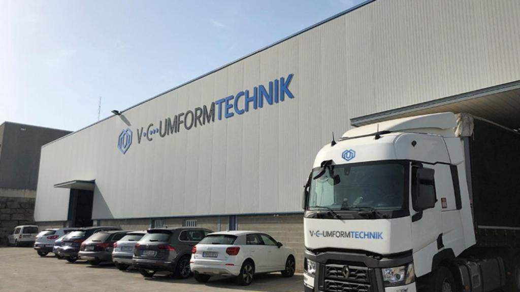 Exterior de la fábrica VC Umformtechnik, en el Bages