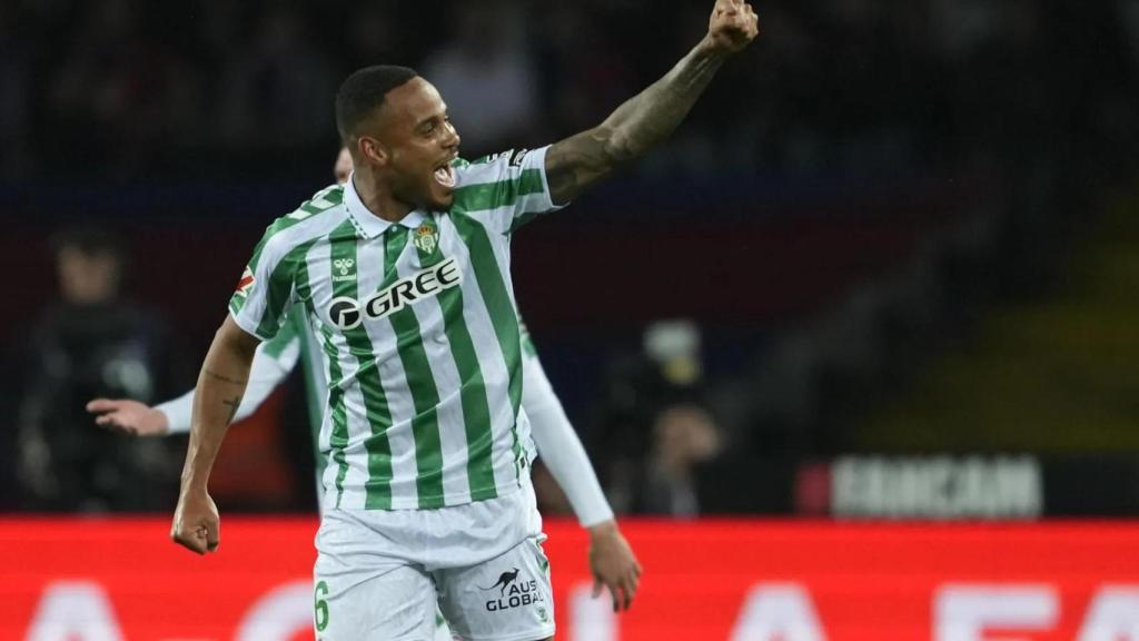 Natan celebra una victòria del Real Betis Balompié