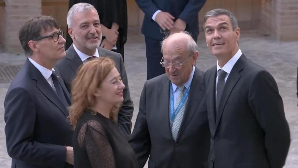 Llegada de autoridades a la Sagrada Familia durante la visita del Papa a Barcelona
