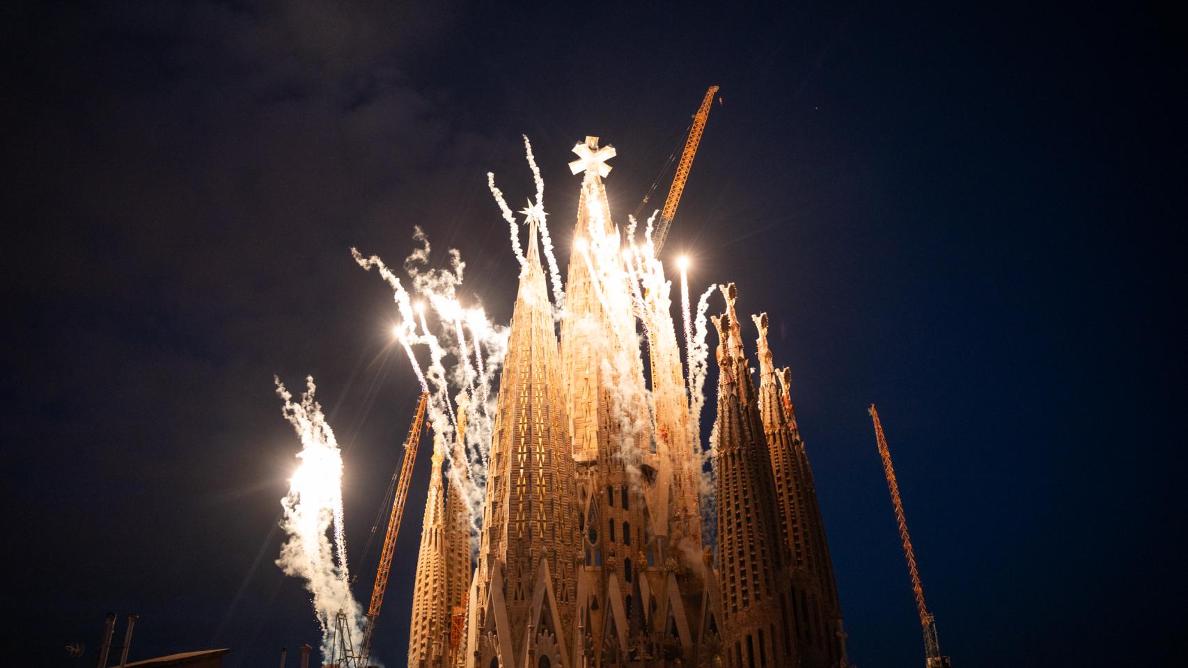 Fuegos artificiales en la Sagrada Familia