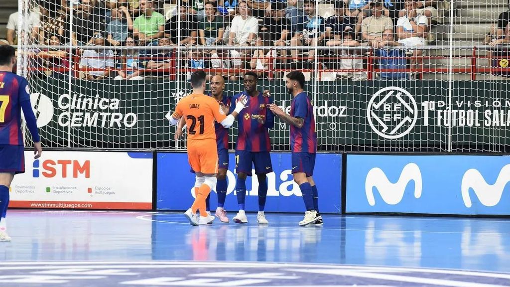 El Barça de futbol sala celebra un gol davant l'Inter Movistar