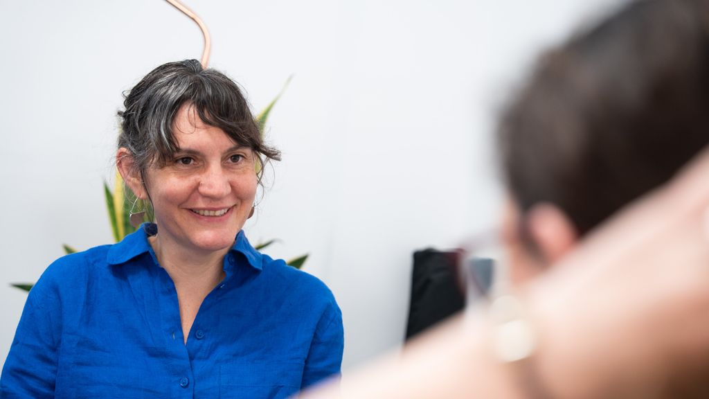 L'escriptora Laia Jufresa, durant l'entrevista amb 'Letra Global'