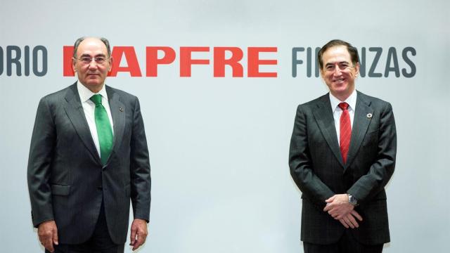 Iberdrola y Mapfre se alan para invertir conjuntamente en renovables/ EP