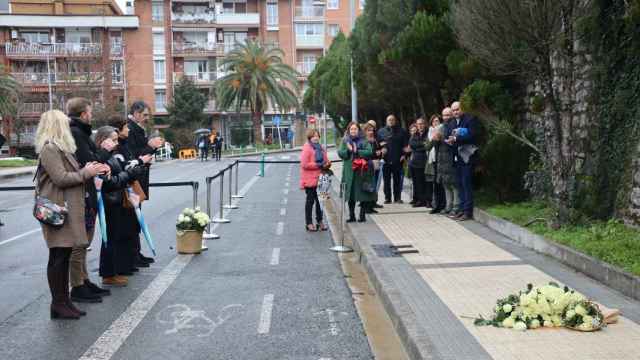 San Sebastin coloca placas en memoria de Juan Antonio Marcos Gonzlez y Miguel ngel igo Blanco, vctimas de ETA. / EP