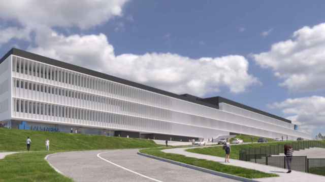 As lucir la nueva planta de Faes Farma / CV