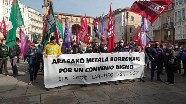 Movilizacin de los sindicatos del metal por el convenio en lava. / ELA