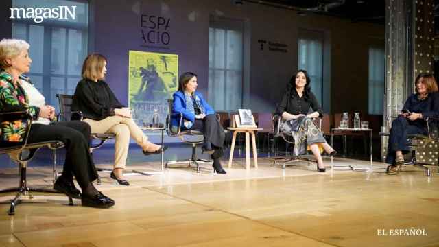 Cruz Snchez de Lara durante la presentacin de su novela. / EE