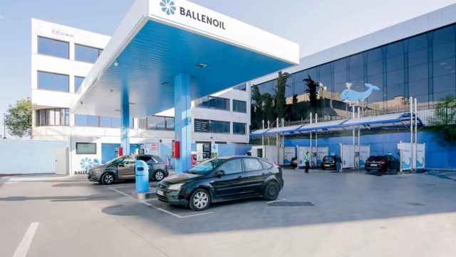 Estación de servicio de Ballenoil. / EP