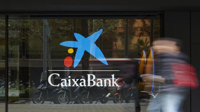Una sucursal del Caixabank. / EP