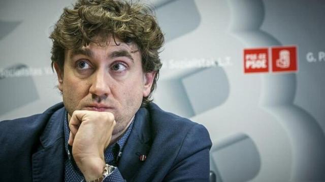 El secretario del PSE-EE en Gipuzkoa y portavoz socialista en el Parlamento vasco, Eneko Andueza. /PSE