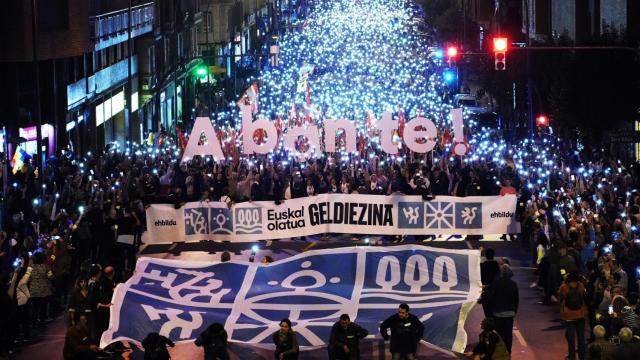 Manifestacin masiva de EH Bildu en Bilbao el pasado sbado 12 de noviembre. / Twitter @ehbildu