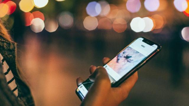 El detenido  conversaba desde haca meses a travs de una red social . / ARCHIVO