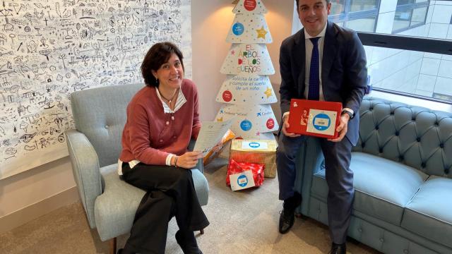 Ana Garibi y Ruben Riano presentan la campaa 'El rbol de los Sueos' de CaixaBank. / CAIXABANK