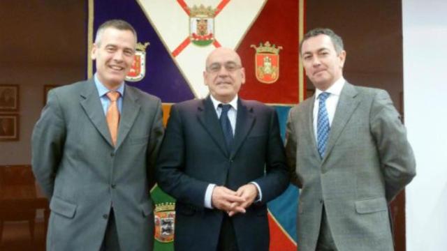 Esnaola, Rojo y Corres, presidentes de las Cmaras de Gipuzkoa, lava y Bilbao. / EP