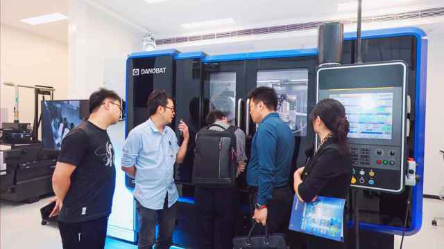 Inauguración del nuevo centro de Danobat en China / Danobat Group