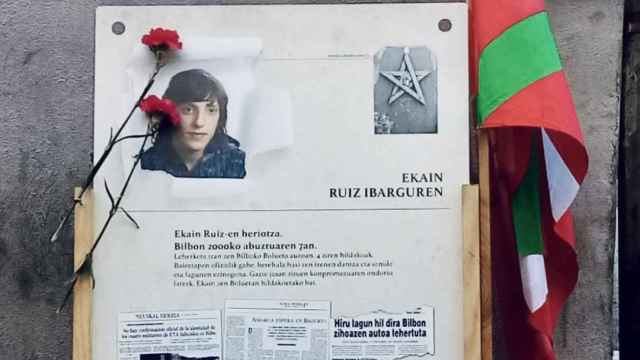 Cartel en homenaje de Sortu Hernani al etarra Ekain Ruiz / Twitter