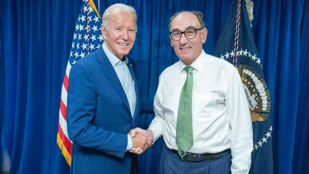 El expresidente estadounidense, Joe Biden, con Ignacio Sánchez Galán, presidente de Iberdrola.