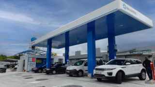 La gasolinera Ballenoil, ubicada en la Calle Alto de Armentia de Vitoria.