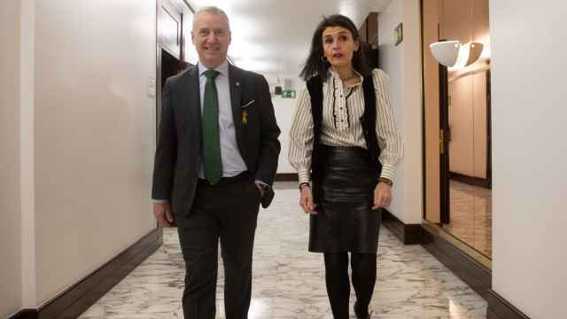 El lehendakari, Iñigo Urkullu, junto a la consejera de Igualdad, Justicia y Derechos Sociales, Nerea Melgosa / Legebiltzarra