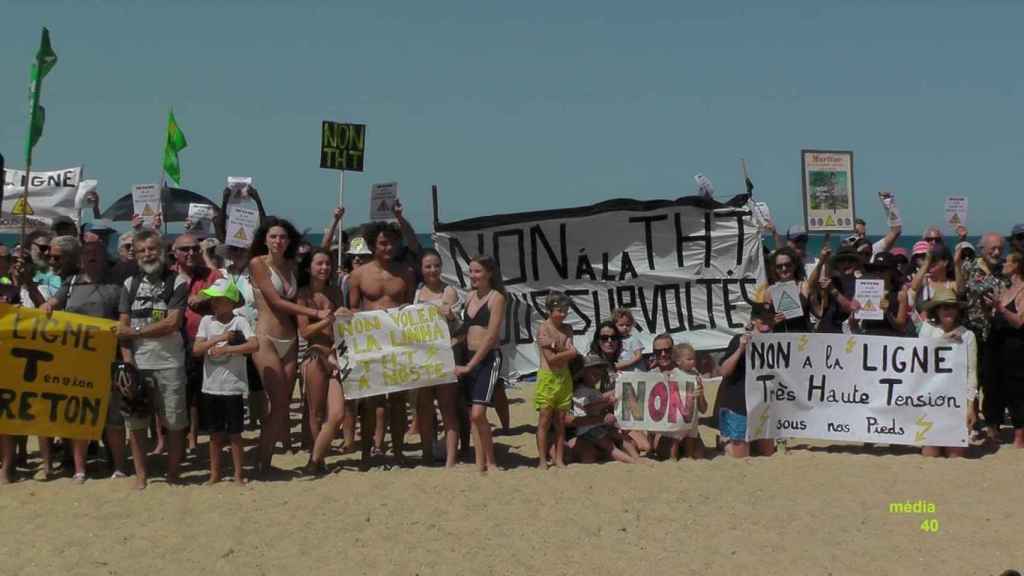 Movilización en Francia contra la interconexión eléctrica en el Golfo de Bizkaia