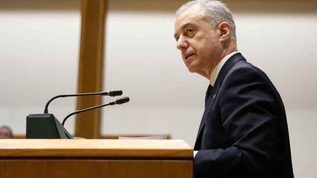 El lehendakari, Iñigo Urkullu, reprocha a Bildu que antes apoyaba una estrategia de violencia que dictaba quién sobraba en Euskadi / Legebiltzarra