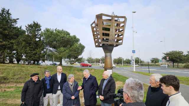 El primer árbol artificial urbano en Bizkaia.