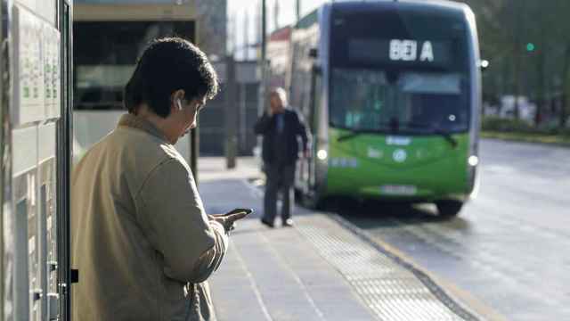 Autobús en Vitoria / L. RICO - EFE