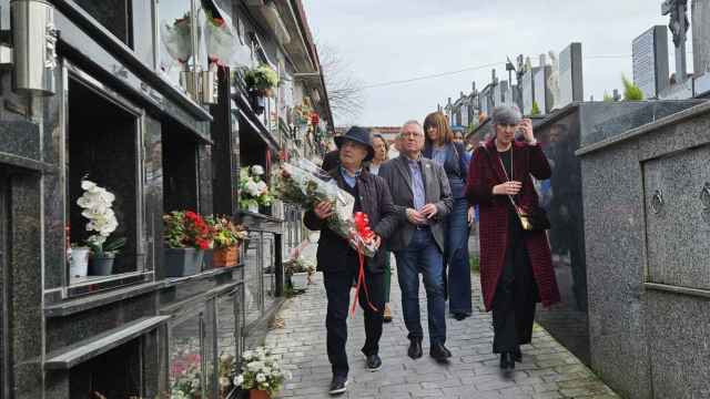 El secretario general del PSE-EE en Gipuzkoa, José Ignacio Asensio, durante el homenaje al político socialista, Juan Priede, asesinado por ETA