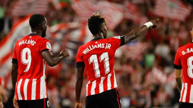 Los hermanos Williams ganan en el Athletic la misma cantidad que la plantilla entera del Mallorca