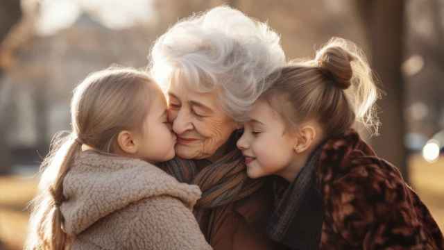 Abuelas y nietas / Freepik