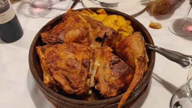 Cochinillo al horno de leña / Etxe Zaharra