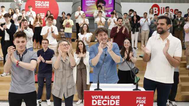 Andueza advierte de que Bildu no es de izquierdas sino independentistas que quieren una Euskadi aislada