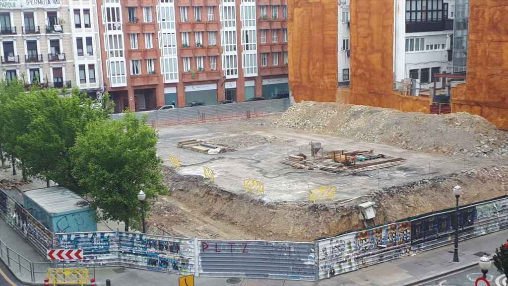 Un solar en construcción en Bilbao