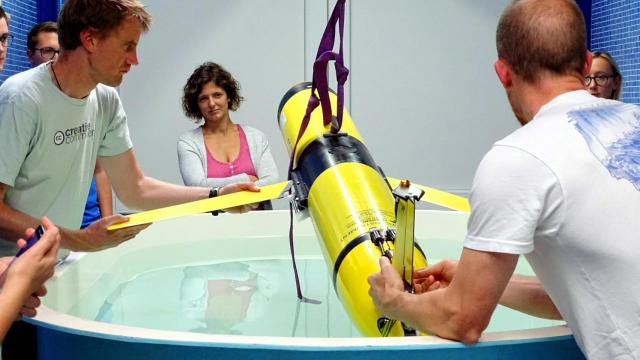 Investigadores de Plocan, el centro de estudio de tecnología y ensayos marinos en Canarias / X