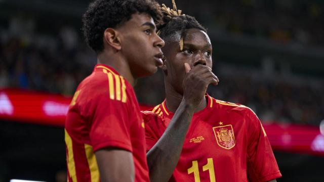 Los futbolistas españoles, Lamine Yamal (izquierda) y Nico Williams (derecha).