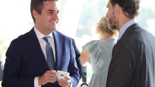 El consejero Mikel Jauregi en un encuentro con empresarios.