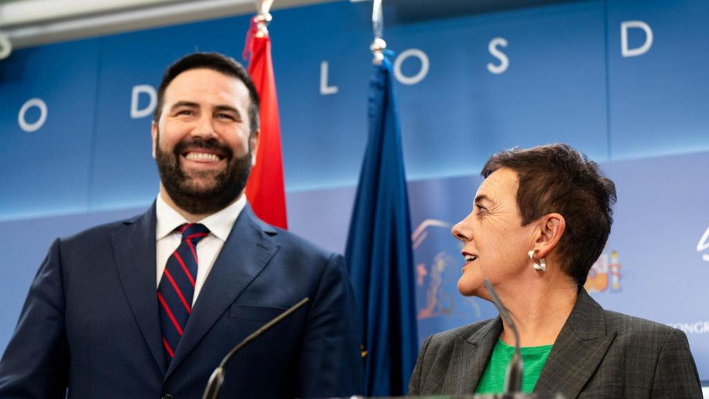 Jon Iñarritu y Mertxe Aizpurua, diputados de Bildu en el Congreso | Europa Press