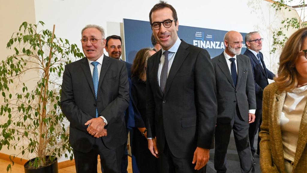 Jainaga con el ministro Carlos Cuerpo