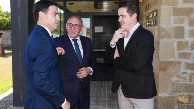 Imanol Pradales con el diputado general alavés, Ramiro González