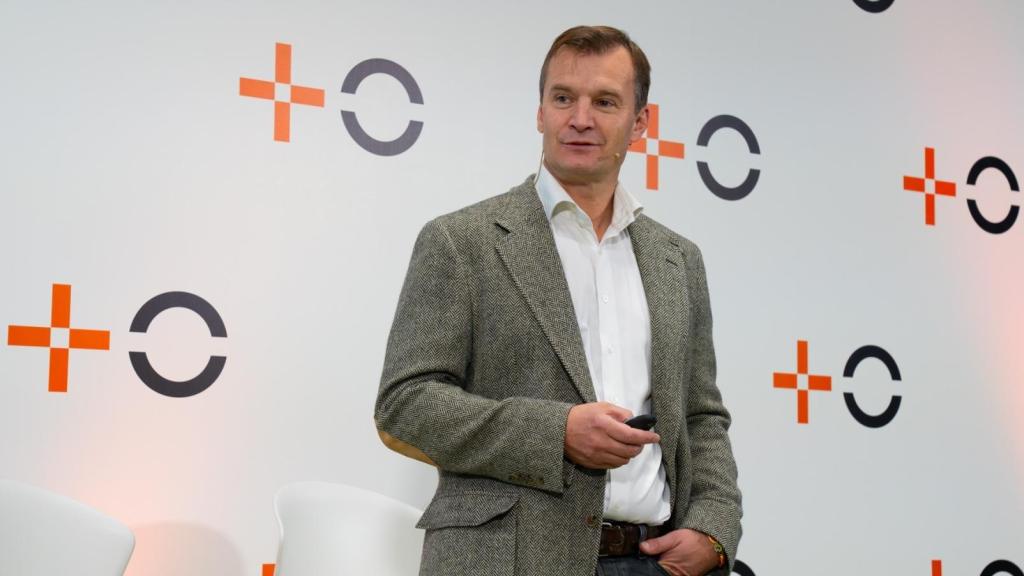 Meinrad Spenger, consejero delegado de Masorange, en una rueda de prensa de la operadora