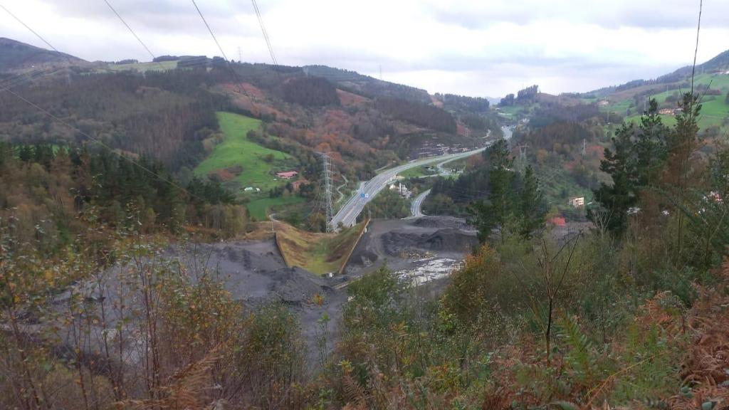 Aspecto actual de la escombrera.