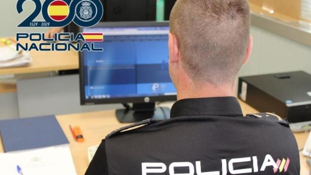 Agente de la Policía Nacional.