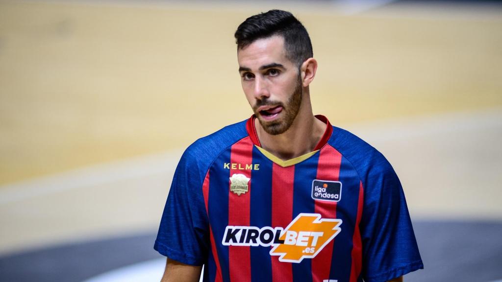 El argentino Luca Vildoza entrenando con el Baskonia